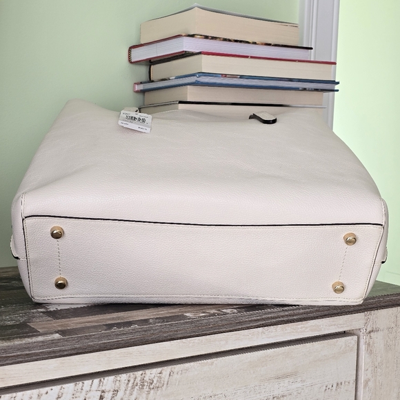 Coach Vanilla Leather Charlie Carryall Satchel Tote Bag - Picture 9 of 15